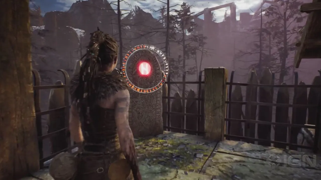 Сенуа из Hellblade смотрит на руну у камня