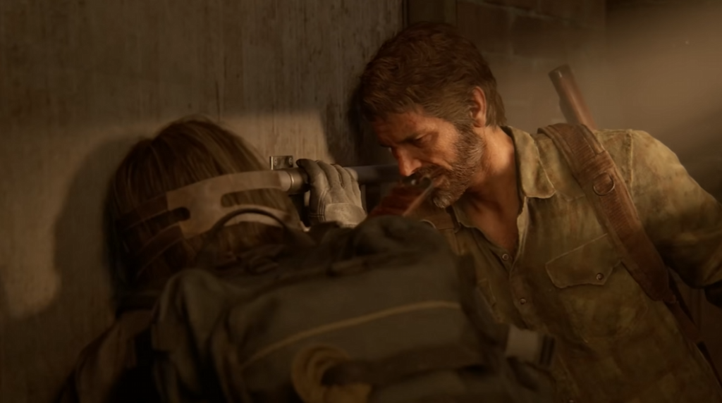 Джоэл из The Last of Us целится в солдата у стены