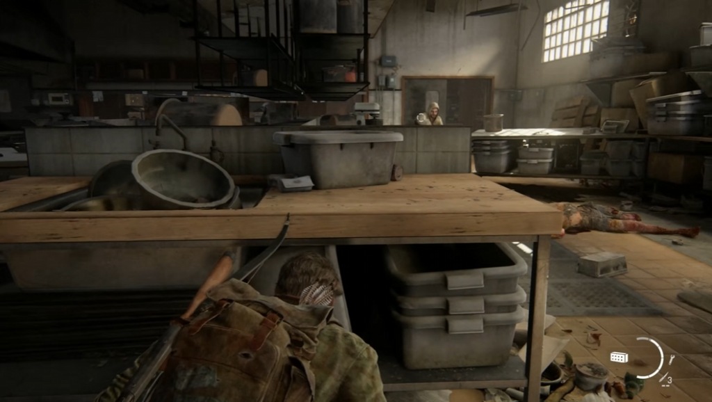 Джоэл из The Last of Us прячется на кухне