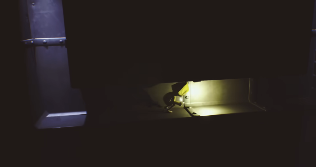 Шестой из Little Nightmares крадется в вентиляции корабля