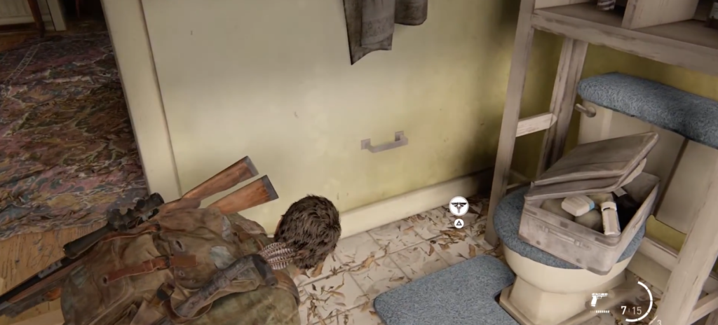 Джоэл из The Last of Us обыскивает ванную