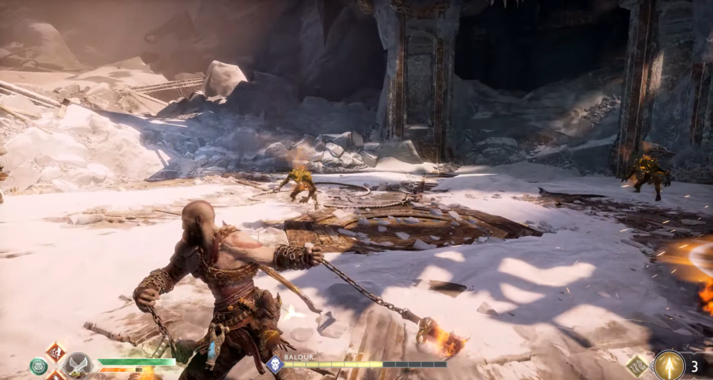 Кратос сражается цепями в снежных руинах God of War