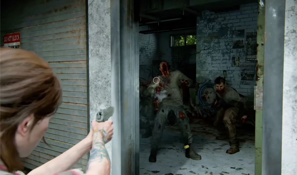 Элли из The Last of Us стреляет в заражённых в гараже